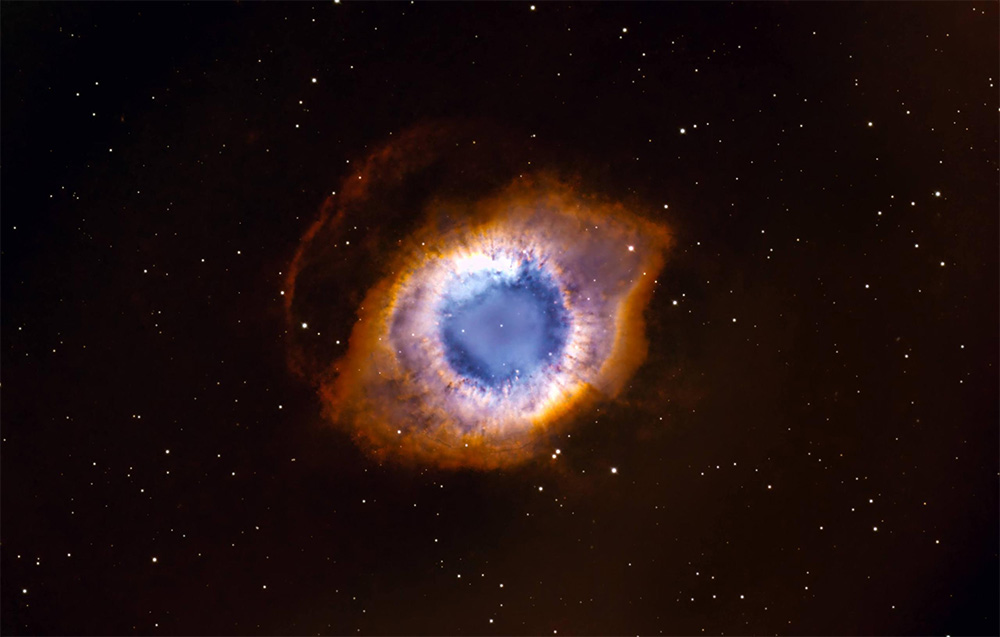 NGC 7293 (The Helix Nebula) captured from a Bortle 7+ backyard in Menifee, Southern California